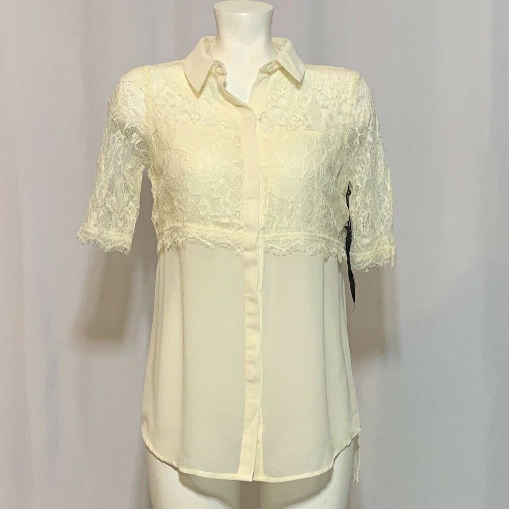 NWT Chloe K Beige Lace 3/4 Sleeve Blouse Size XS